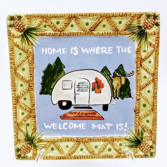 CANAPE PLATE W/TRAVEL CAMPER & MOOSE*SQUARE CERAMIC PLATE*PINE CONE EDGE - Picture 2 of 4